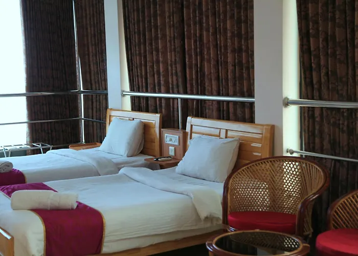 Hotel Tri-Star Regency Kochi
