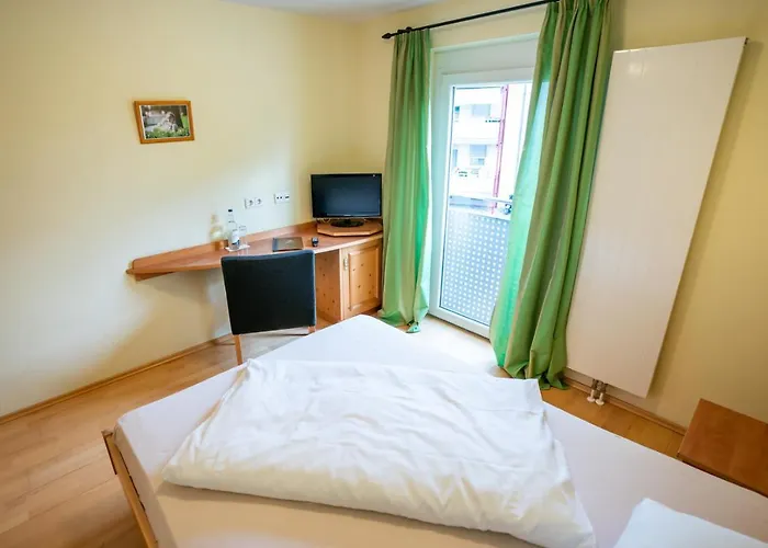 Hotel-Gasthof zur Linde Langenau