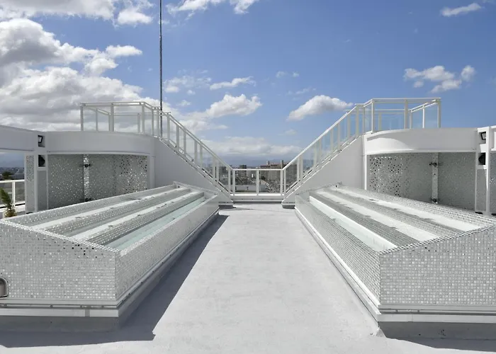Crystal ＆ Resort Fukuoka