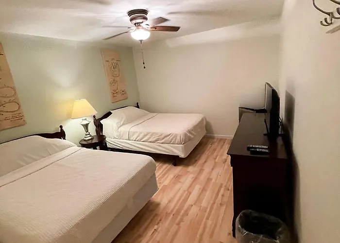 Baseball Town Motel Cooperstown