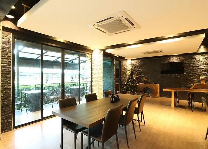 Htel Resort กรุงเทพมหานคร