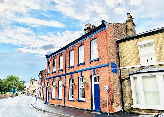 Albert House Brigg