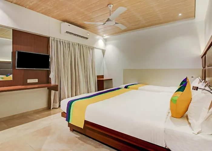 Hotel Aarush Inn Navi Mumbai