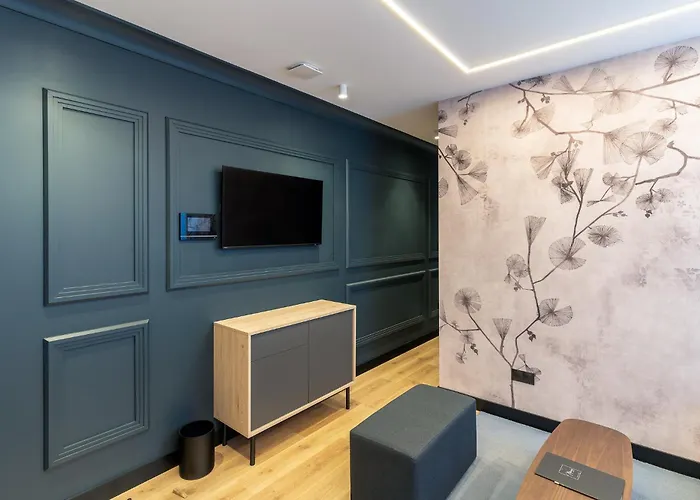 Mauro Suites León