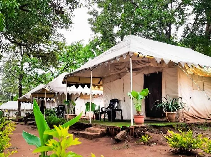 Adventure Camping Hotel Pachmarhi