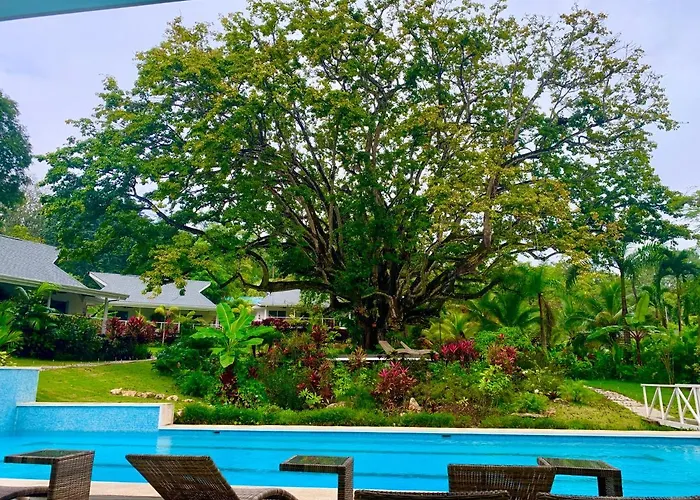 Aves Resort Montezuma