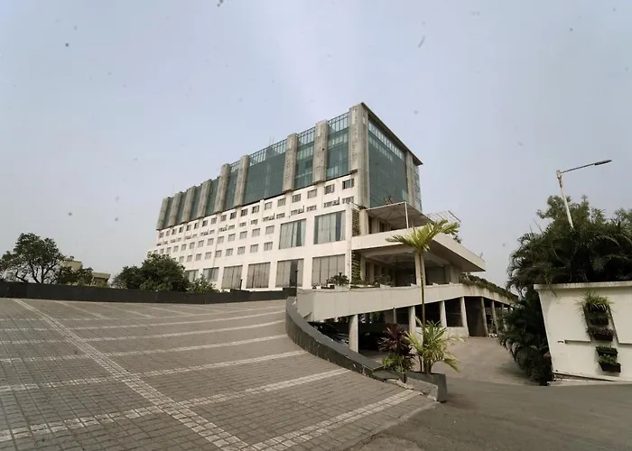 Babylon Capital Hotel Raipur 
