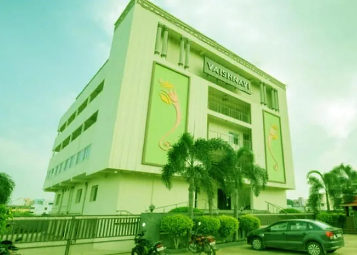 Vaishnavi Residency, Srikalahasti Hotel