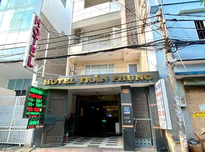 Tran Phung Hotel TP. Hồ Chí Minh