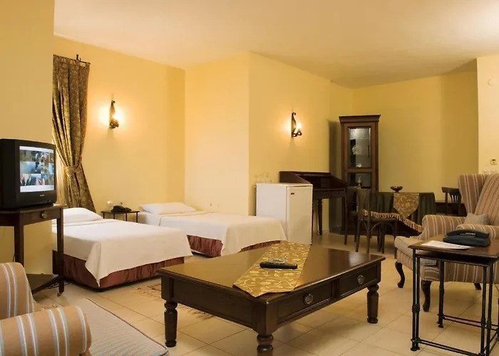Ayvalik Beach Hotel