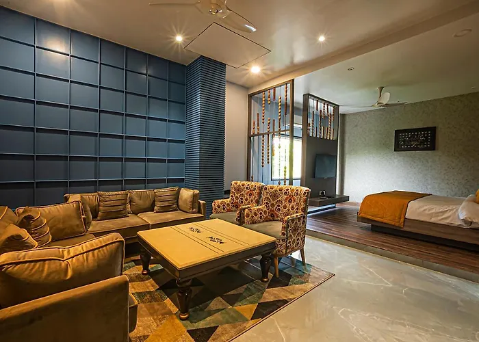 Regenta Inn Sambalpur, Farm Road