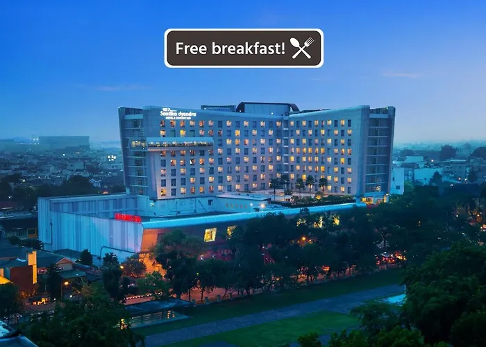 Santika Premiere Dyandra Hotel & Convention - Medan