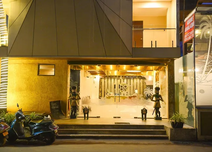 Baga Retreat, Near Titos Lane Hotel