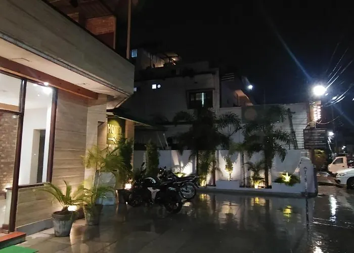 Hotel Samrat Dehradun