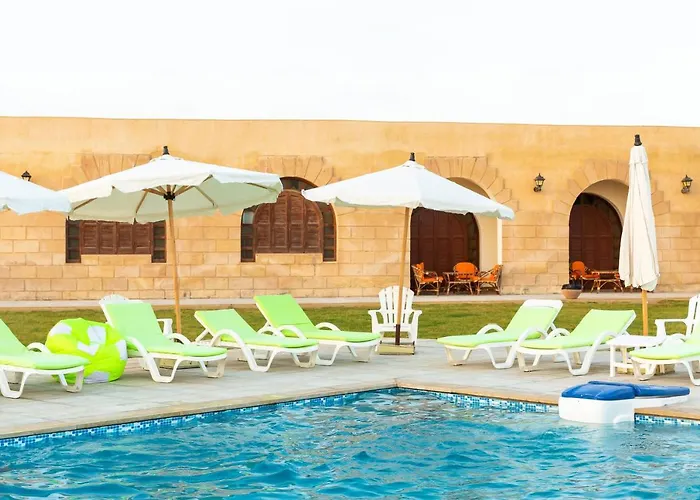 Golden Lake Marina Hotel El Alamein