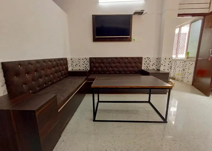 Chinta Haran Rest House Deoghar