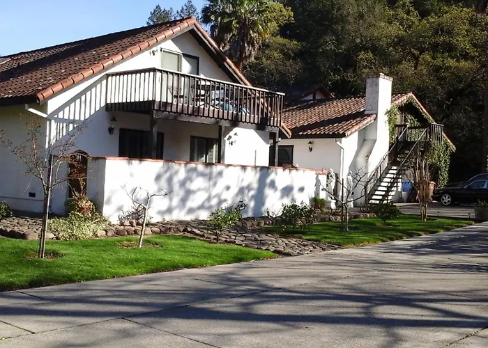 Spanish Villa Inn St. Helena