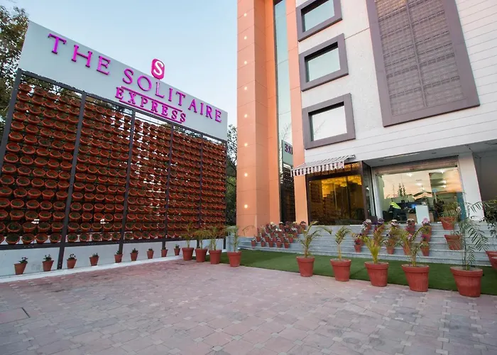 The Solitaire Express Hotel Dehradun