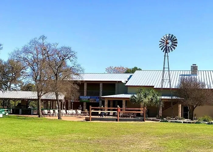Flying L Ranch Resort & Golf Course Bandera