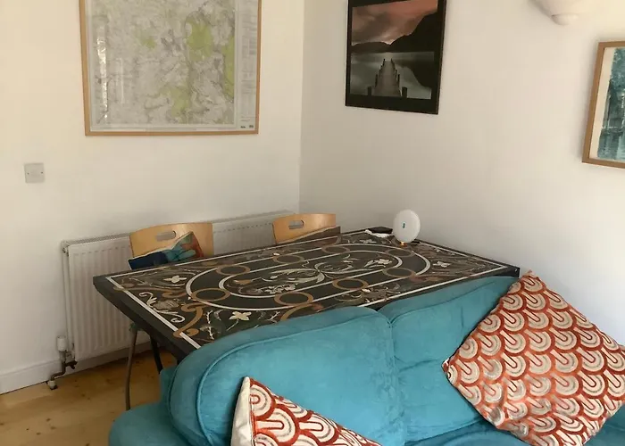 Primrose Villa Self Catering Bnb Monmouth