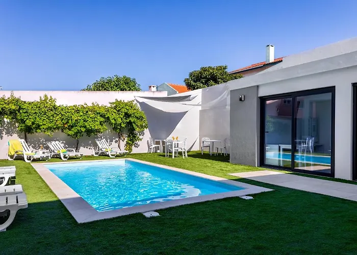 Ilheu 25 Peniche House Bed & Breakfast