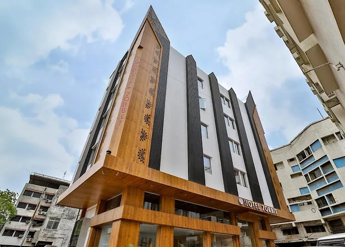 7 Orbit Hotel, Surat