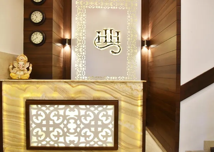 Hotel Hollywood Heights Near Railway Station Amritsar