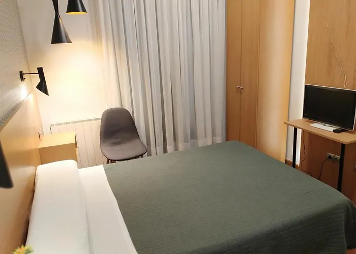 Roquefer Bilbao Central Rooms