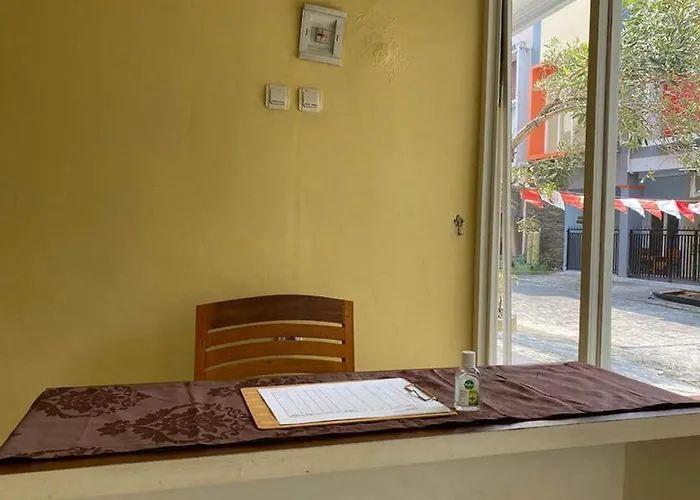 Rama Shinta Homestay Near Gembira Loka Zoo Redpartner Yogyakarta