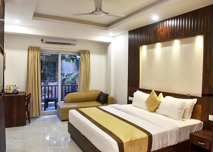 De Falcon Goa Beach Resort Candolim