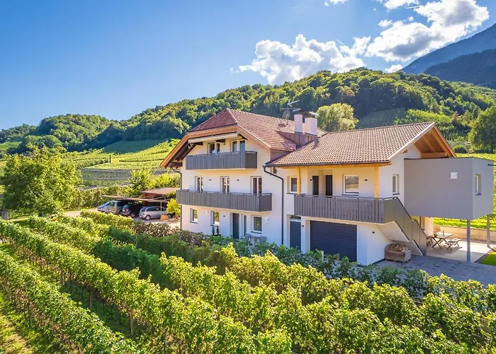 Bed and Breakfast Haus Stolz Eppan an der Weinstraße