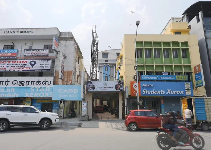Green Tree Hotel-Near Vfs Global And Ramee Mall Chennai