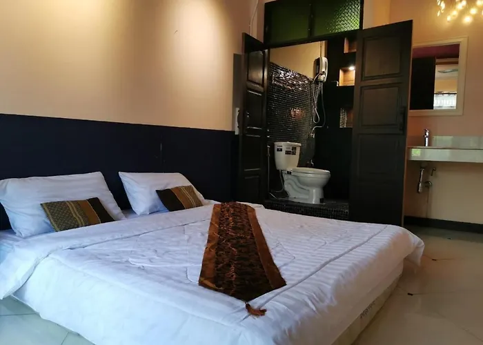 Madera House Chiang Mai Hotel