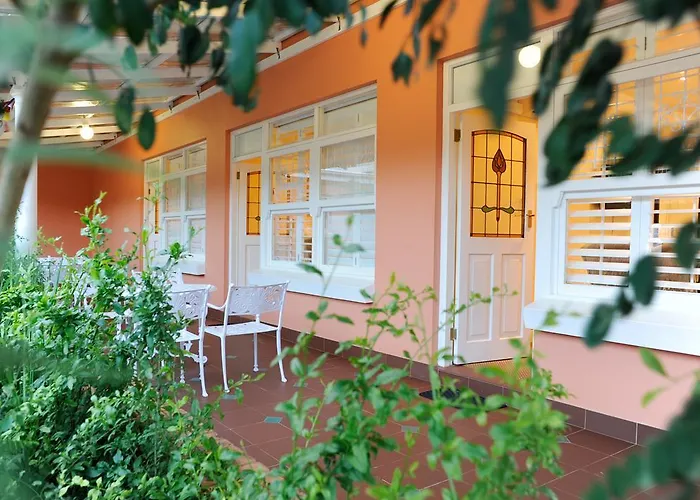 Sica'S Guest House - The Loft Durban