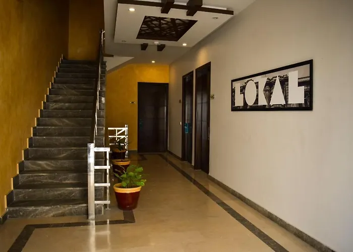 Lokal Rooms X Shahrah-E-Faisal Karachi