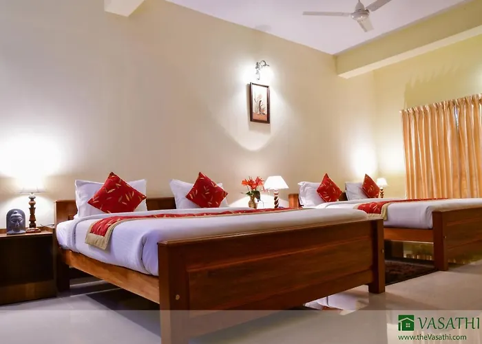 Vasathi Hotel Madikeri