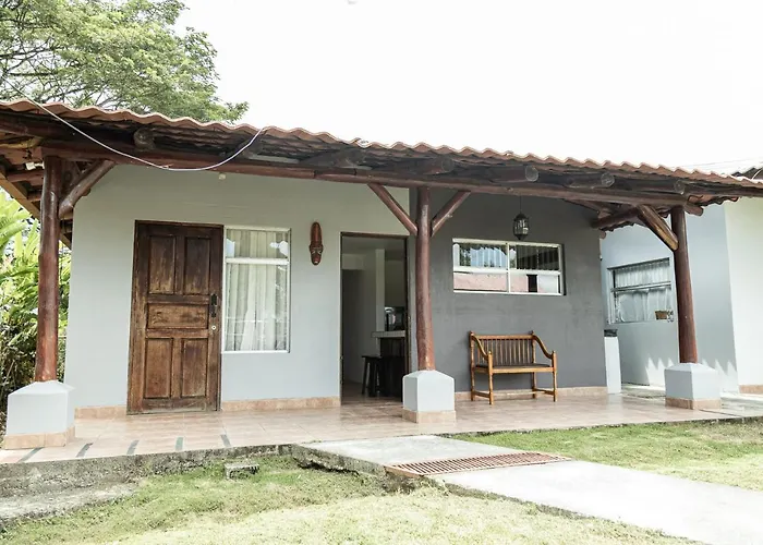 Hotel El Rancho Quepos