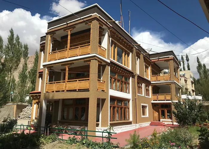 Sangto Green Guest House Leh