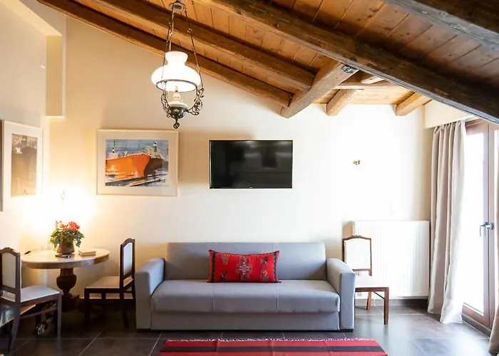 Ellinon Thea Arachova Hotel