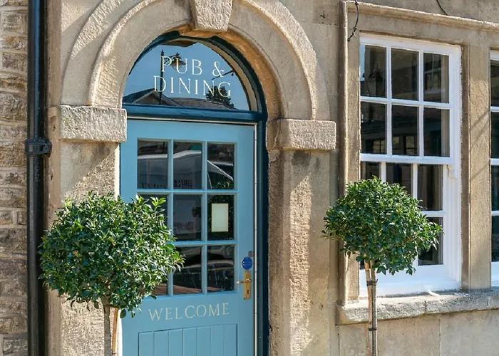 The Kings Arms Hotel Melksham