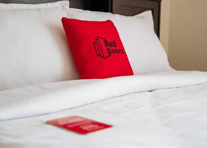 RedDoorz @ Simpang Pos Medan Hotel