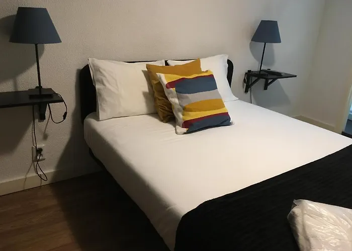 Bed and Breakfast Tmj Beb OOporto