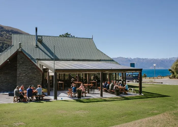 Hawea Hotel Wanaka