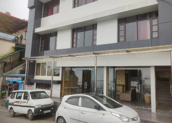 Fabhotel Maya Mussoorie