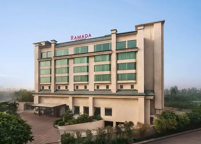 Ramada By Wyndham New Delhi Pitampura Hotel