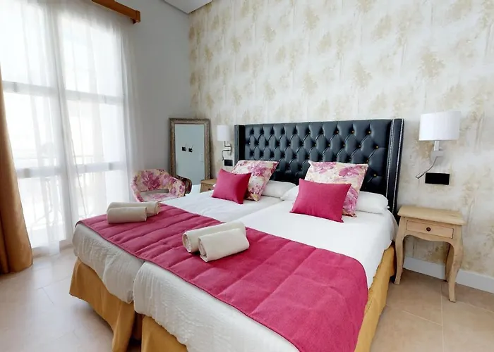 Hostal Boutique La Española by Bossh Hotels Rota