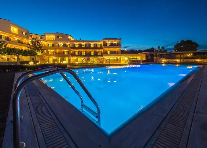 Paradise Resort Finikounta
