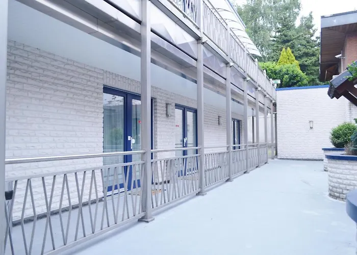 Hotel B8 Voerde