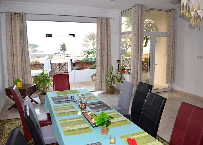 Lana Villa Maskat