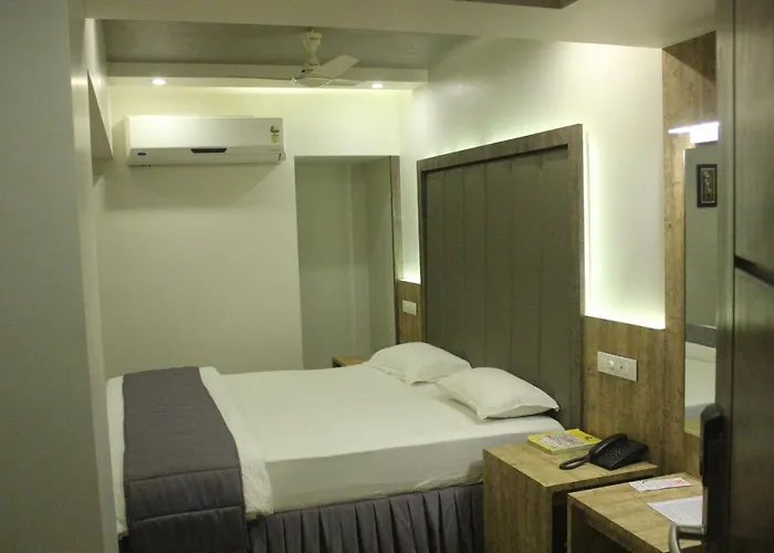 Nimantran Hotel Navi Mumbai